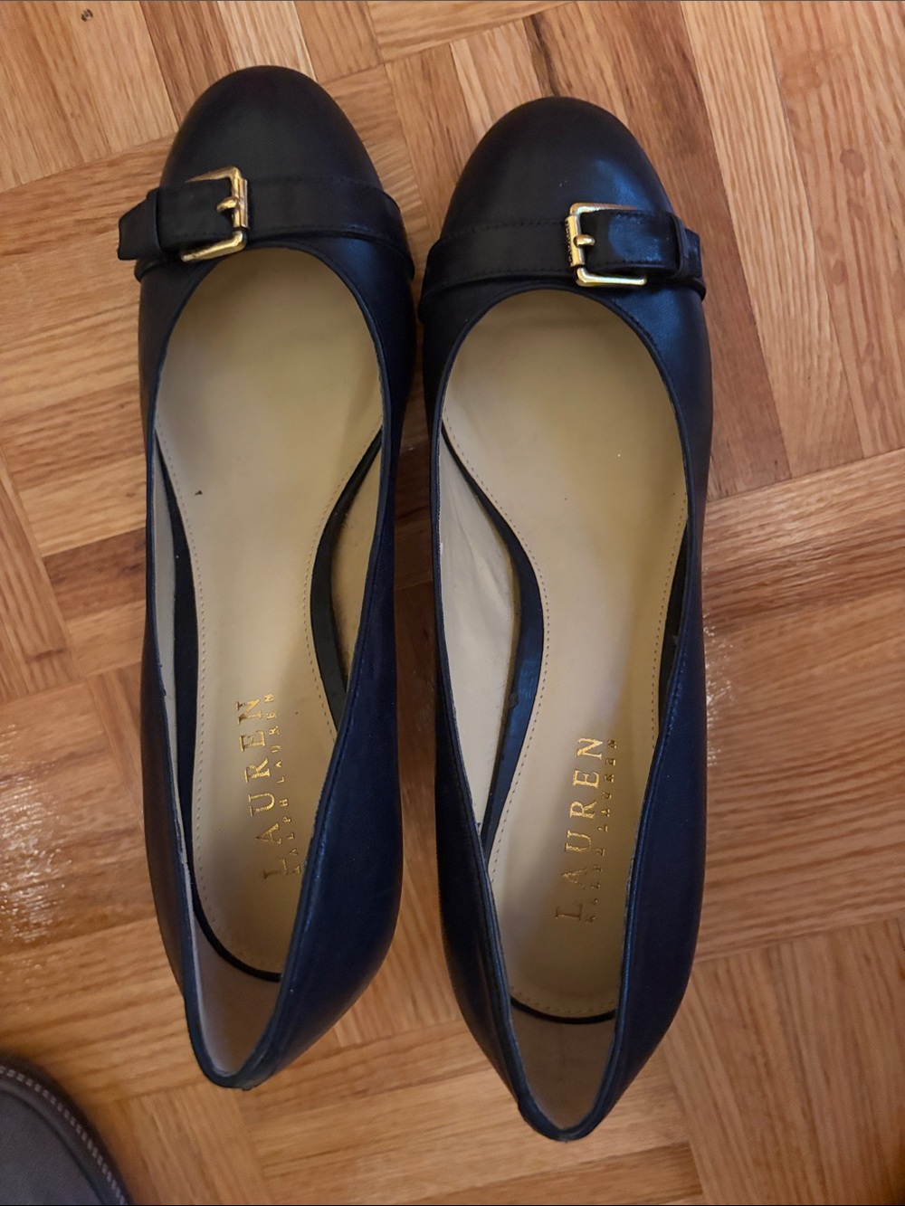 Lauren Ralph Lauren Navy Leather Shoes with heel & gold buckle - Picture 7 of 8